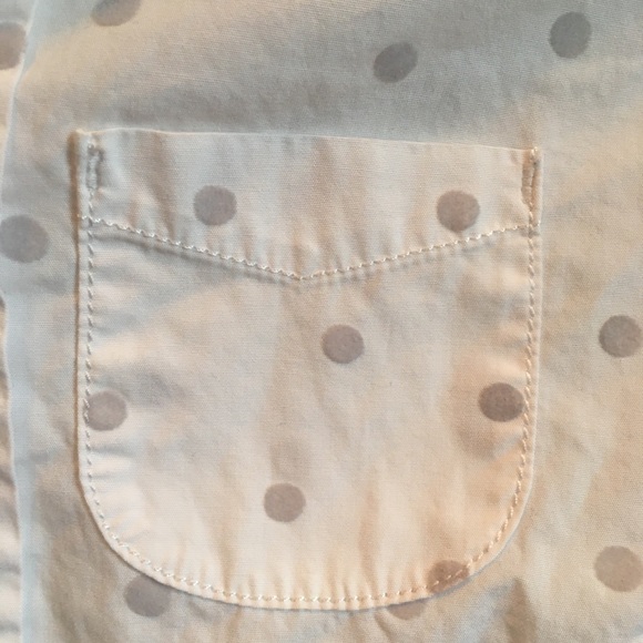 AEO White Polkadot Button Down Long Sleeve Shirt - Picture 3 of 5